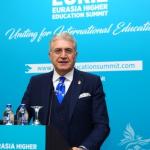 “Küresel akademi camiasında iş birliği şart”