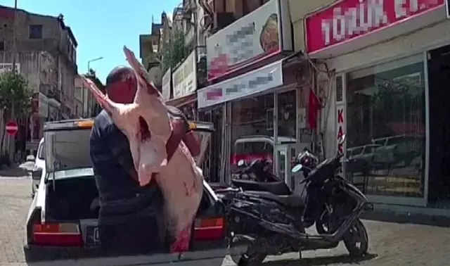Gören şaştı kaldı: Etler bagajda, hijyen umursanmadı